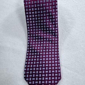 Elegant Purple and Silver Men's Tie